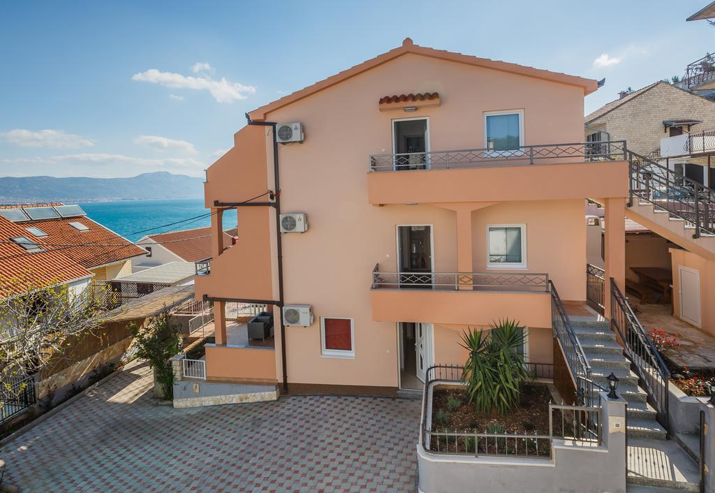 Apartments Viljac Trogir Eksteriør billede