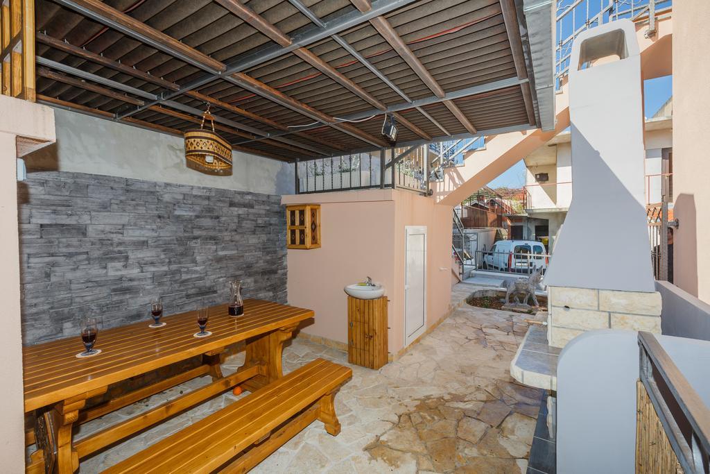 Apartments Viljac Trogir Eksteriør billede